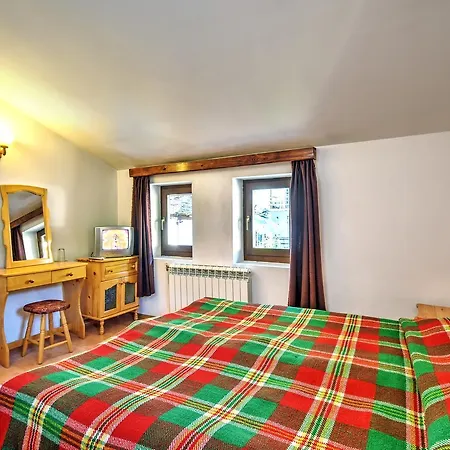 калина Хотел